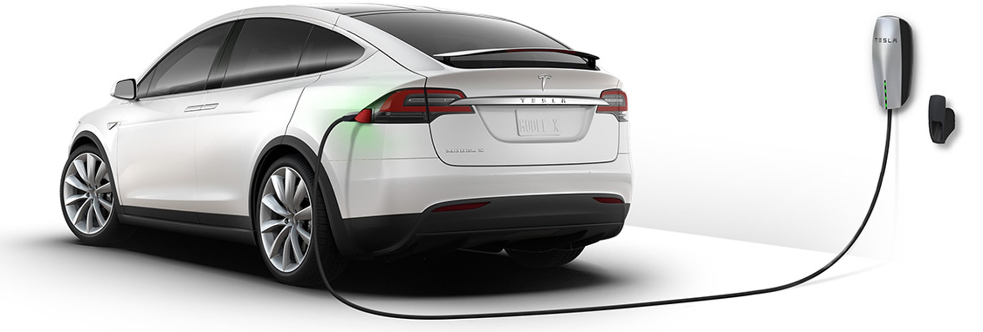 Сколько заряжать теслу. Тесла машина зарядка. Tesla model 3 электромобиль зарядка. Зарядка Tesla s. Тесла на зарядке.